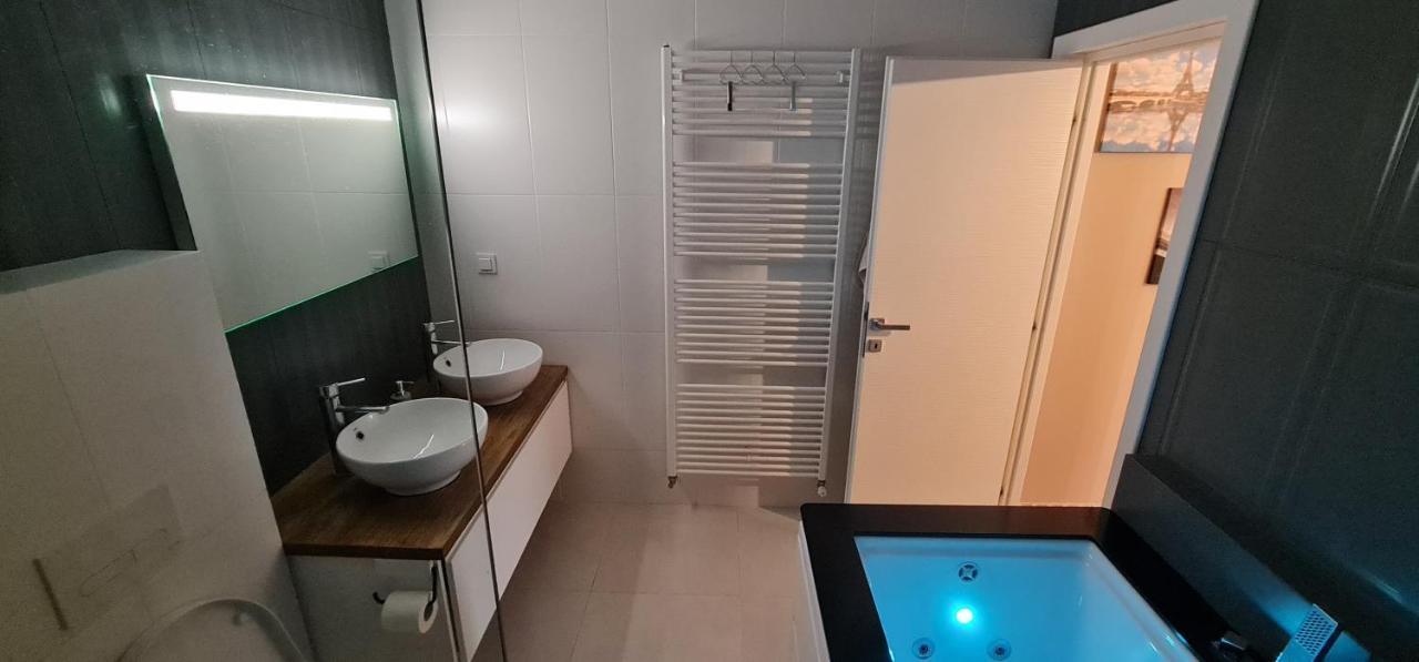 Tonitza Apartament Kaloşvar Dış mekan fotoğraf